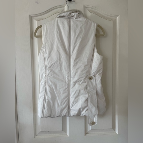 Banana Republic Women's Ivory Puffer Vest - Picture 2 of 7